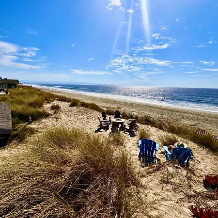Oceanfront Retreat On Pajaro Dunes Beach